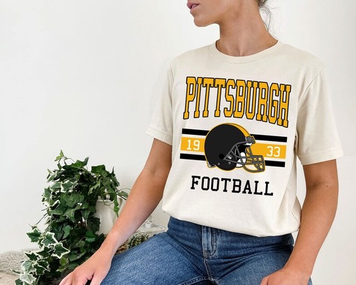 Pittsburgh Football Sweatshirt - Vintage Retro NFL Shirt for NFL Fans - Image 4