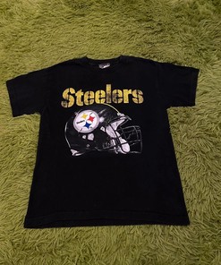 Pittsburgh Steelers Vintage Sweatshirt T-Shirt - Ideal Apparel for NFL Fans