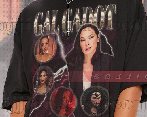 Princess Diana T-Shirt: Retro Inspired Gal Gadot Character Tee for Women - Image 2