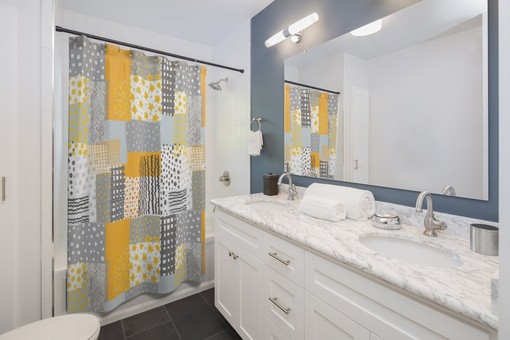 Quirky Retro Flowers and Patchwork Design Retro Shower Curtain for a Unique and Retro Look - Image 2