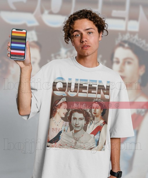 RIP QUEEN ELIZABETH Tee - Forever Homage Tshirt for Fans - Retro 90s Queen Elizabeth Quotes Shirt