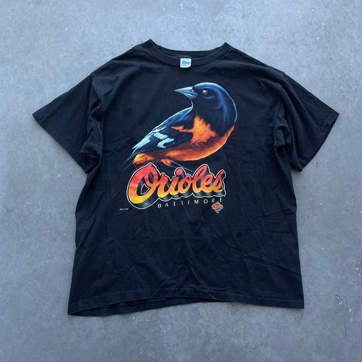 Rare Find for Baseball Fans: Vintage 90s Baltimore Orioles T Shirt MLB with Retro Design
