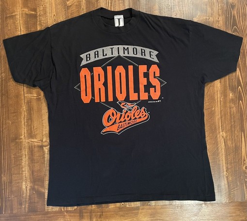 Rare Find for Fans: Vintage Baltimore Orioles T-Shirt 1992 with Retro Design