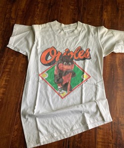 Retro Baltimore Orioles Tee Shirt Sweatshirt Hoodie with Vintage NCAA Shirts