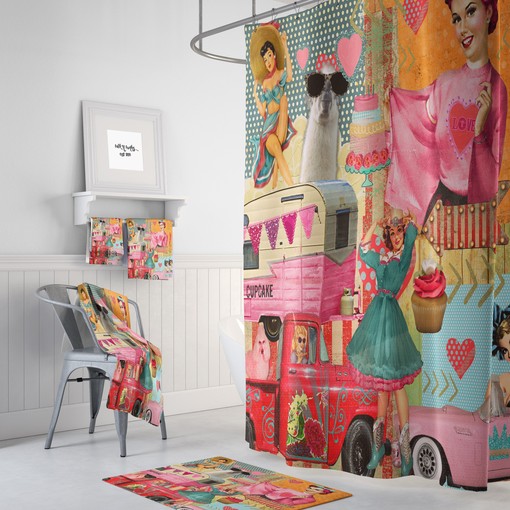 Retro Camper Theme Shower Curtain | Queen of the Camper Design | Vintage Bathroom