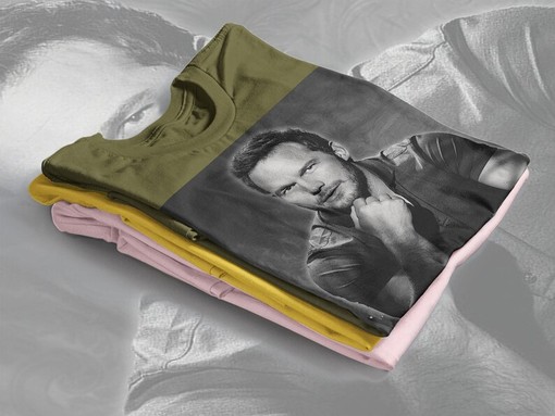 Retro Chris Pratt Fan Tee - Vintage 90s Homage Shirt for Fans - Image 4