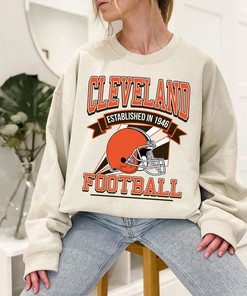 Retro Cleveland Football Shirt for NFL Fans with American University T Shirt