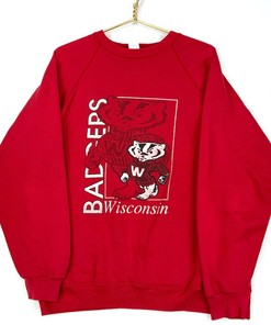 Retro NCAA Clothing: Vintage Wisconsin Badgers Red Discus Athletic Crewneck Sweatshirt