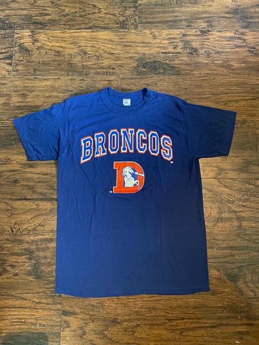Retro NCAA Denver Broncos Vintage Style Single Stitch Sweatshirt T-shirt, Football Gifts for Fans