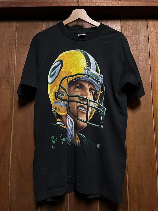 Retro NFL Brett Favre Packers T-Shirt Sweatshirt Pullover Hoodie Gift For Fans