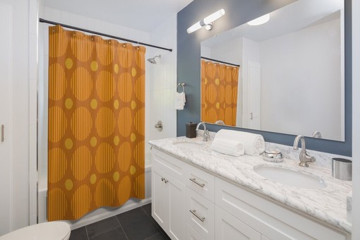 Retro Orange Circles Shower Curtain: Mid Century Modern Bathroom Upgrade - Image 2