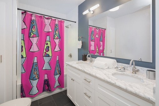 Retro Pink Lava Lamp Shower Curtain, Groovy 60s Bathroom Decor, Colorful Tub Accessory - Image 2