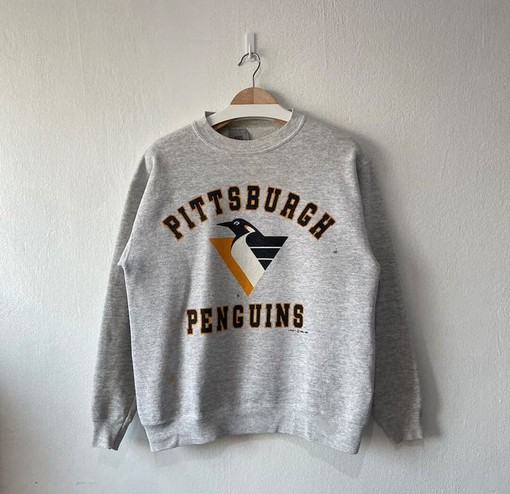 Retro Pittsburgh Penguins Crewneck Sweatshirt, Shirt, and Hoodie Set - Perfect for Fans