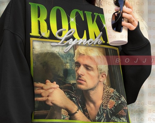 Retro R5 Lynch Band Sweatshirt, Ross Shor Lynch Pop Rock Tee - Image 4