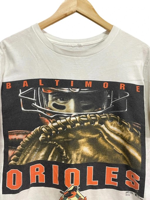 Retro Tee for Fans of MLB Orioles Baseball: Vintage 90s Baltimore Orioles MLB T-Shirt with Retro Design - Image 2