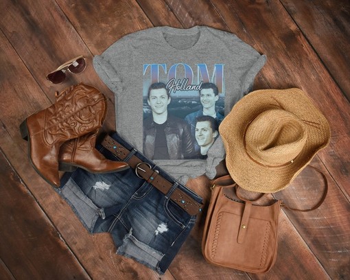 Retro Tom Holland Shirt, Tom Holland Homage Tshirt, Tom Holland Fan Tees, Classic Movie T Shirts, Movie Fans Gifts - Image 3