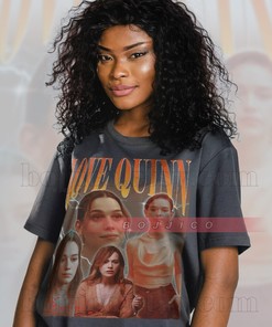 Retro Victoria Pedretti as Love Quinn Tee from You TV Show