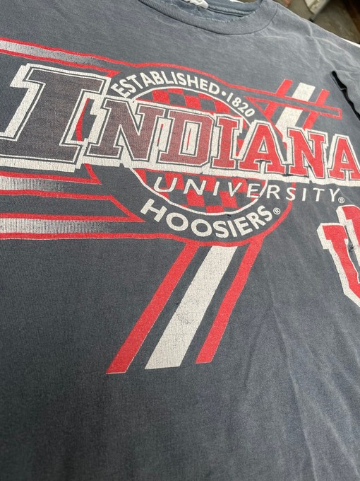 Retro Vintage 90s Indiana Hoosiers T-Shirt for NCAA Fans - Show Your State University Spirit - Image 2