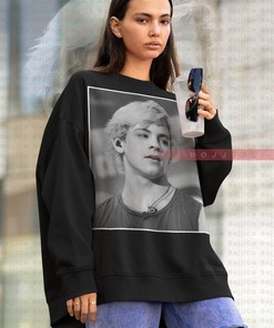 Ross Shor Lynch Sweatshirt - R5 Lynch Tee - Sabrina and Austin Lynch Vintage Sweatshirt - Riker and Ryland Lynch Merch