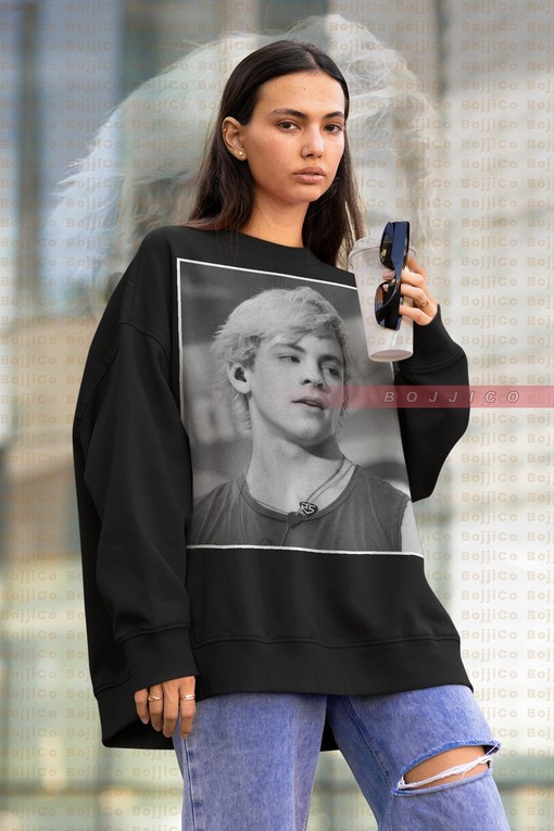 Ross Shor Lynch Sweatshirt - R5 Lynch Tee - Sabrina and Austin Lynch Vintage Sweatshirt - Riker and Ryland Lynch Merch