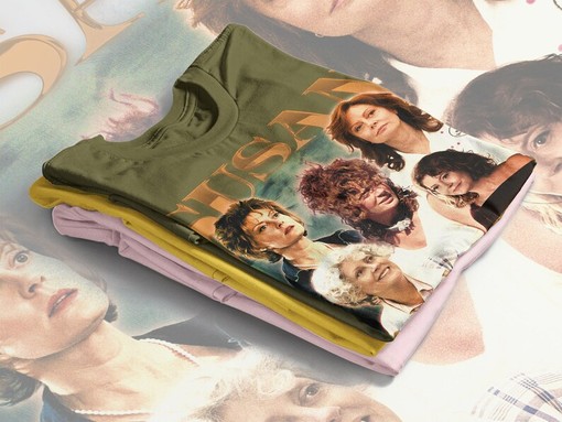 SUSAN SARANDON Vintage Shirt - Retro 90s Sweater Featuring SUSAN SARANDON Homage and Vintage Movie Tees for Men - Image 4
