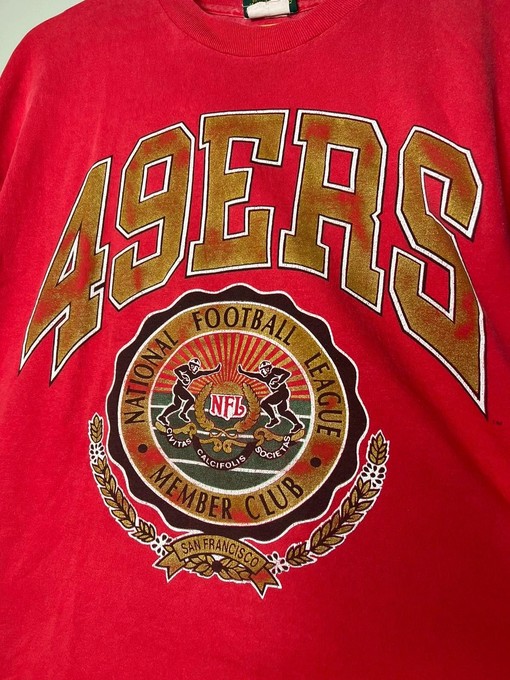 San Francisco 49Ers 90s Vintage Style Sweatshirt T-shirt, Football Fans Must-have - Image 2