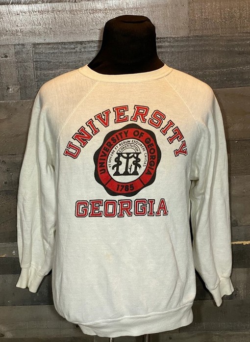 Show your love with Vintage Style 90s Wisconsin Badgers Crewneck Sweatshirt