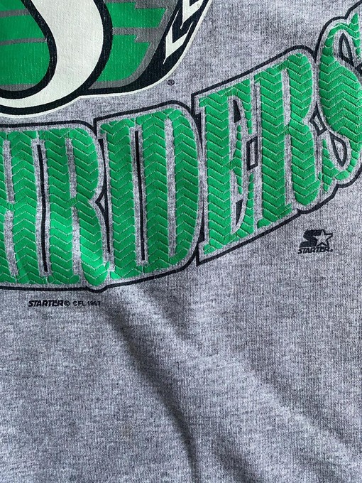 Starter Saskatchewan Roughriders Vintage Style Sweatshirt T-shirt for Sports Lovers - Image 3