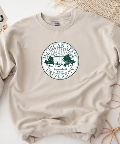 Stay Warm in Style with a Michigan State Sweatshirt, Perfect Gift for College Students with Vintage NCAA Shirts