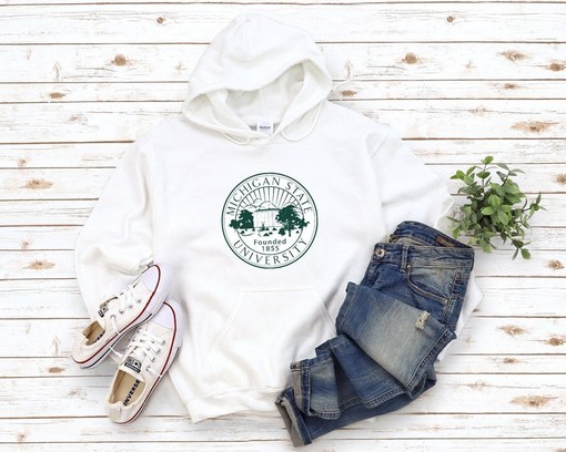 Stay Warm in Style with a Michigan State Sweatshirt, Perfect Gift for College Students with Vintage NCAA Shirts - Image 2
