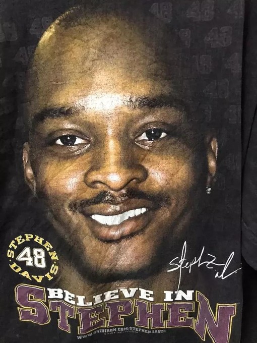 Stephen Davis 48 Vintage Style NFL Sweatshirt T-Shirt Ideal Gift for NFL Fans, with NCAA shirts for men and women - Image 2