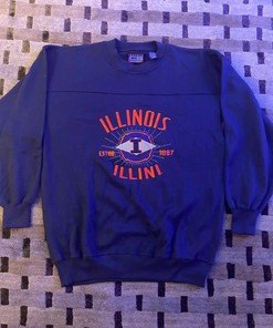 Stylish and Vintage: Show Your Support for Uiuc Fighting Illini with American Football Apparel