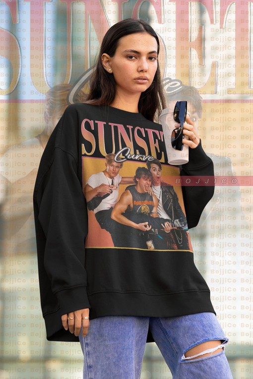 Sunset Curve Ghost Band Vintage Shirt for Music Fans