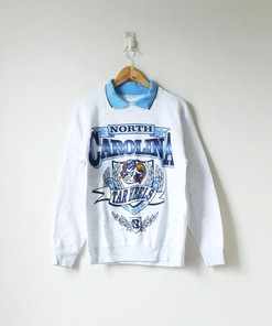 Top-notch Vintage NCAA North Carolina Tar Heels Logo Mascot Sweatshirt, Unisex Sweater Hoodie Gifts for Fans