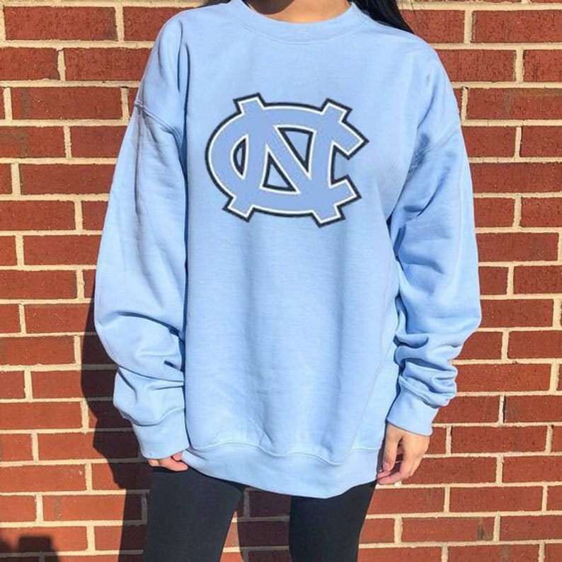 UNC Logo Sweatshirt - Vintage NCAA Shirts