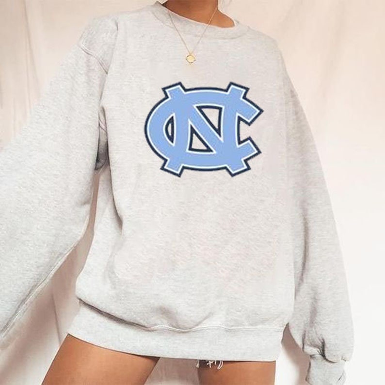 UNC Logo Sweatshirt - Vintage NCAA Shirts - Image 2