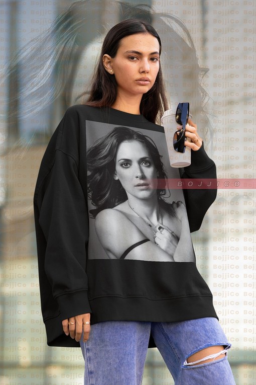 Unique Winona Ryder Design Sweater, 90s Retro Style Fan Art Tee