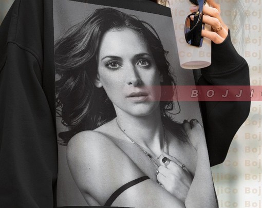 Unique Winona Ryder Design Sweater, 90s Retro Style Fan Art Tee - Image 4