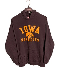 University Of Iowa Hawkeyes Vintage T-Shirt Hoodie - NCAA Shirts for Men