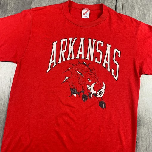 University of Arkansas Razorbacks Airbrush Hoodie Sweatshirt Crewneck Sweatshirt - Vintage Style