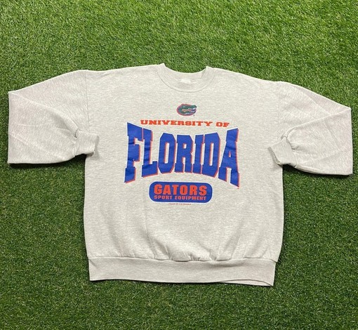University of Florida Gators Crewneck Sweatshirt - Perfect Gift for Her/Him - Ideal for Fans of College Shirts