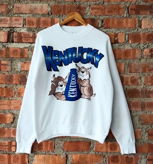 University of Kentucky Wildcats Sweatshirt: Vintage Style with Wildcats Graphics and Logo