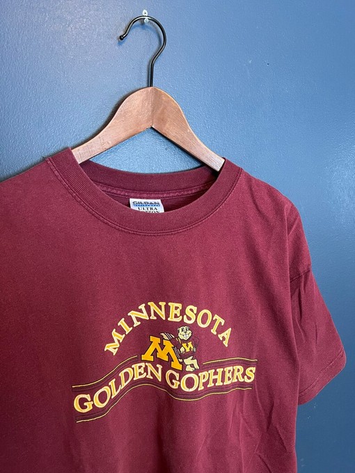 University of Minnesota Golden Gophers Football Fan Shirt from Y2K
