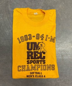 University of Minnesota Gophers Shirt with Vintage Minnesota Golden Gophers Football Fan Logo