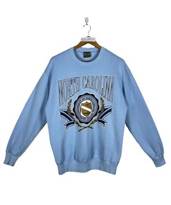 University of North Carolina Sweatshirt with NCAA Embroidered Logo, Vintage 90s UNC Pullover for NCAA Fans