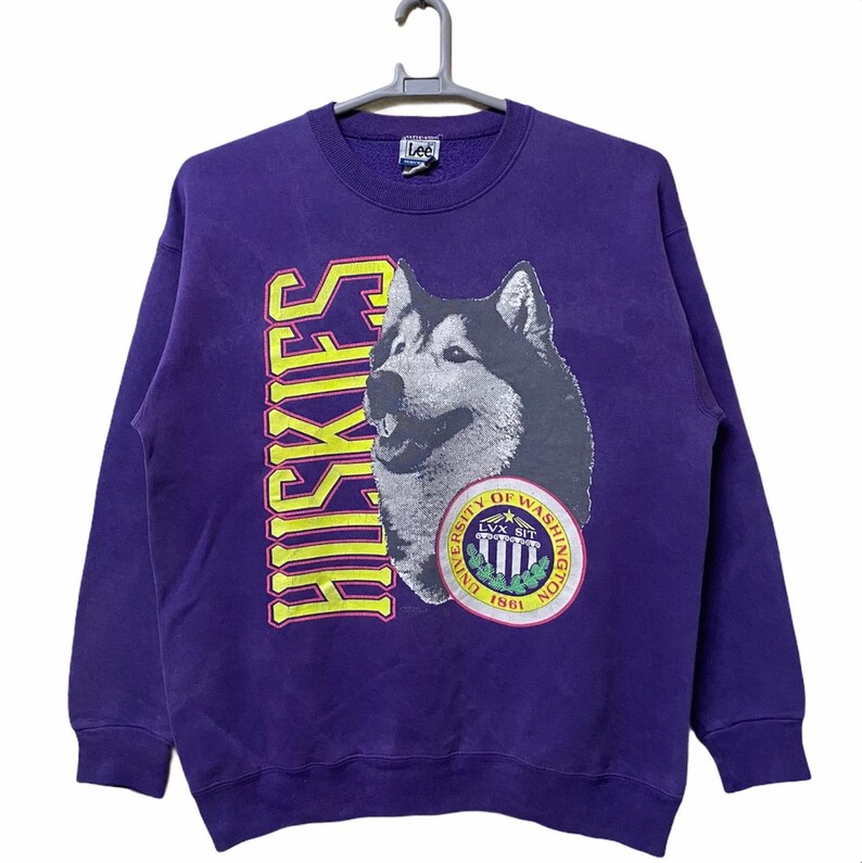 University of Washington Huskies Crewneck Sweatshirt, Retro NCAA Shirts for Men