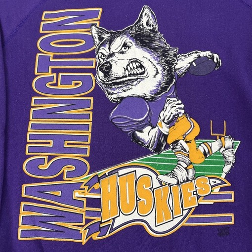 University of Washington Logo Sweatshirt, Vintage NCAA Shirts for Women - Image 2
