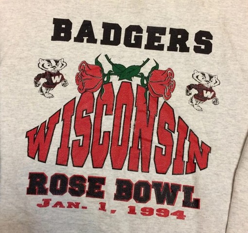 University of Wisconsin Badgers Rose Bowl 1994 Vintage Sweatshirt - Ideal NCAA Fan Gift - Image 2