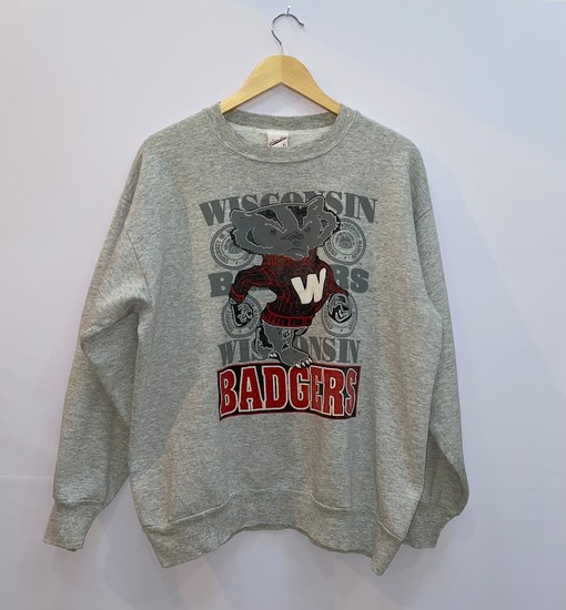University of Wisconsin Badgers Sweatshirt - Vintage Style - Football Fan Gear for Diehard Fans - Image 2