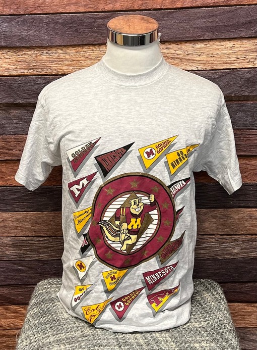 Vintage 1980S University Of Minnesota Golden Gophers NCAA Crewneck Sports 80S T-Shirt, Perfect Vintage Collection